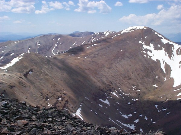 Horseshoe Mountain (13,989 feet) is about 1.6 miles south of the summit.